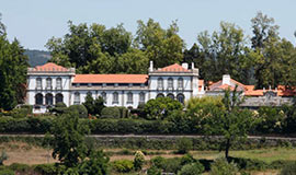 Paradores